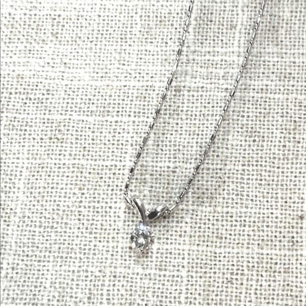 solitaire necklace glass diamond silvertone short unique chain 16"‎ barrel clasp